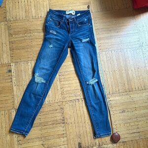 Garage skinny distressed jeans